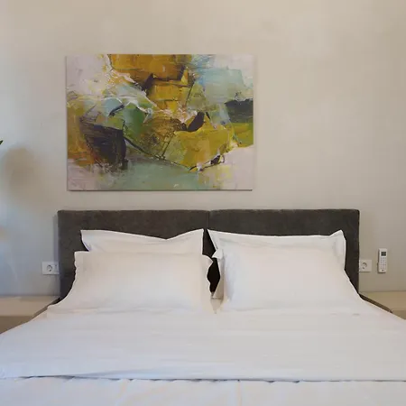 Apartment Ee Homes - Curated Design, Tub Skyline Views