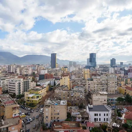 Apartament Ee Homes - Curated Design, Tub Skyline Views *